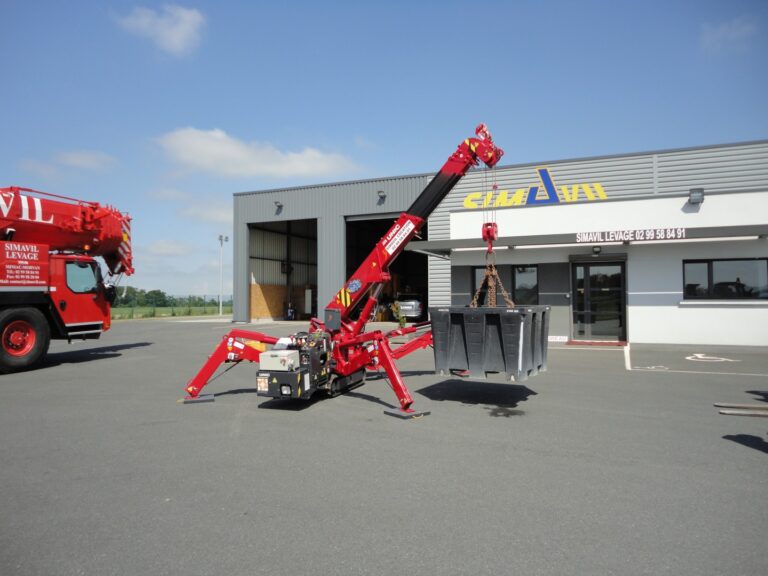 manutention industrielle avec grue auxiliaire en bretagne 1 - Saint-Malo, Rennes, Bretagne Manutention industrielle avec grue auxiliaire en Bretagne 1