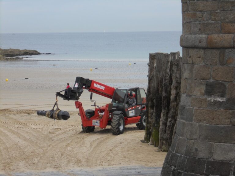 Manutention industrielle en environnement côtier à Saint-Malo 1