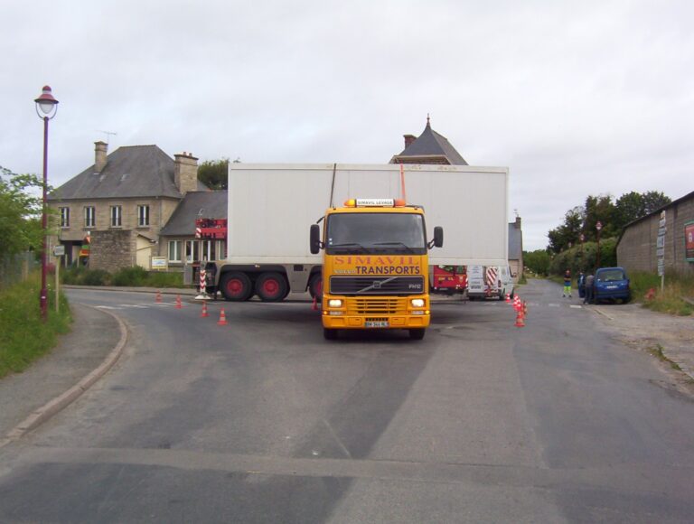 transport exceptionnel de structures metalliques en bretagne 1 - Saint-Malo, Rennes, Bretagne Transport exceptionnel de structures métalliques en Bretagne 1