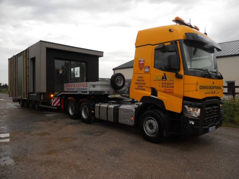Transport exceptionnel divers en Bretagne - Saint-Malo Rennes 1